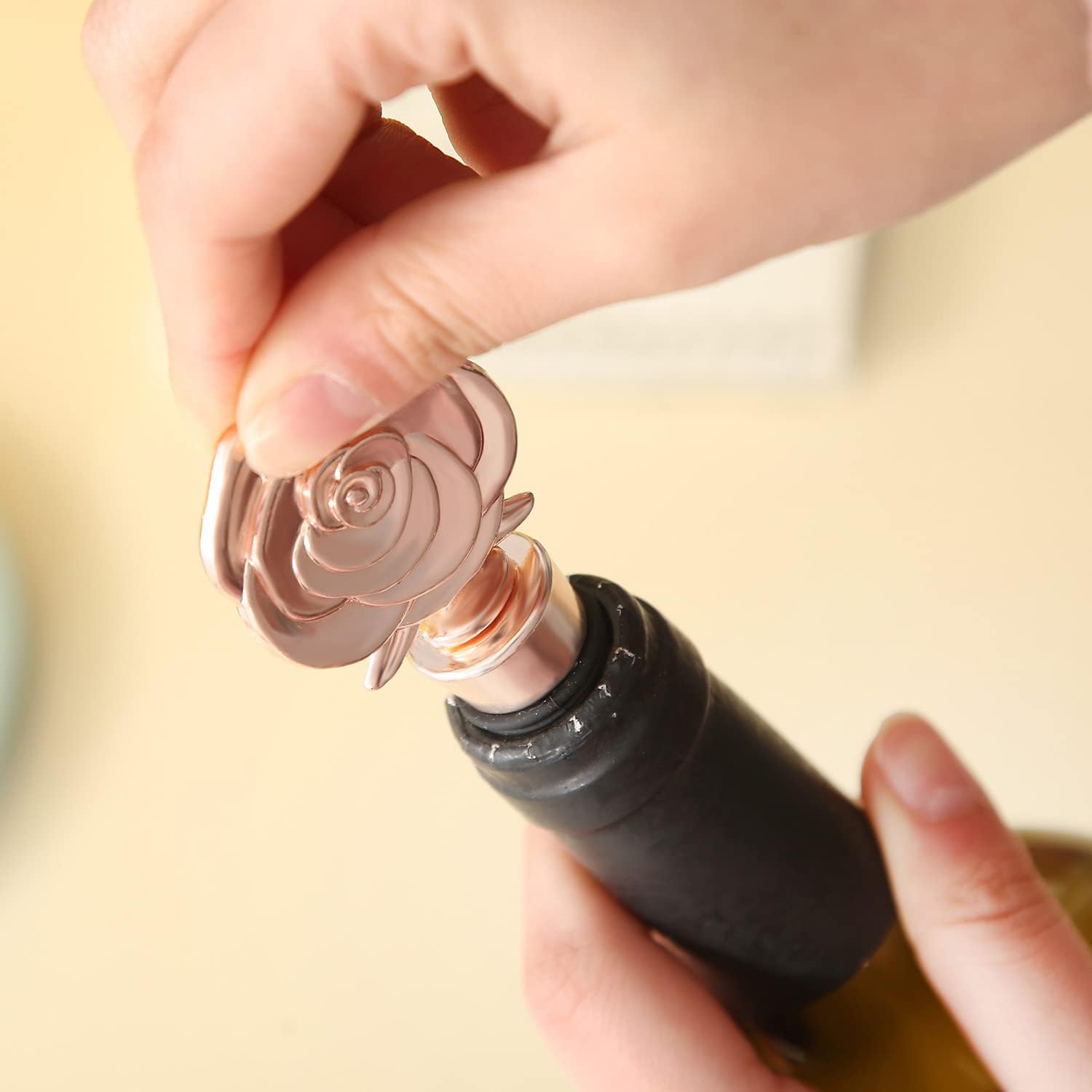 15 pcs Rose Wine Stoppers Wedding Favors,Rose Flower Bridal Shower Souvenirs or Baby Shower Favors for Baby Boy or Girl Return Gifts for Guests（gold, rose15）